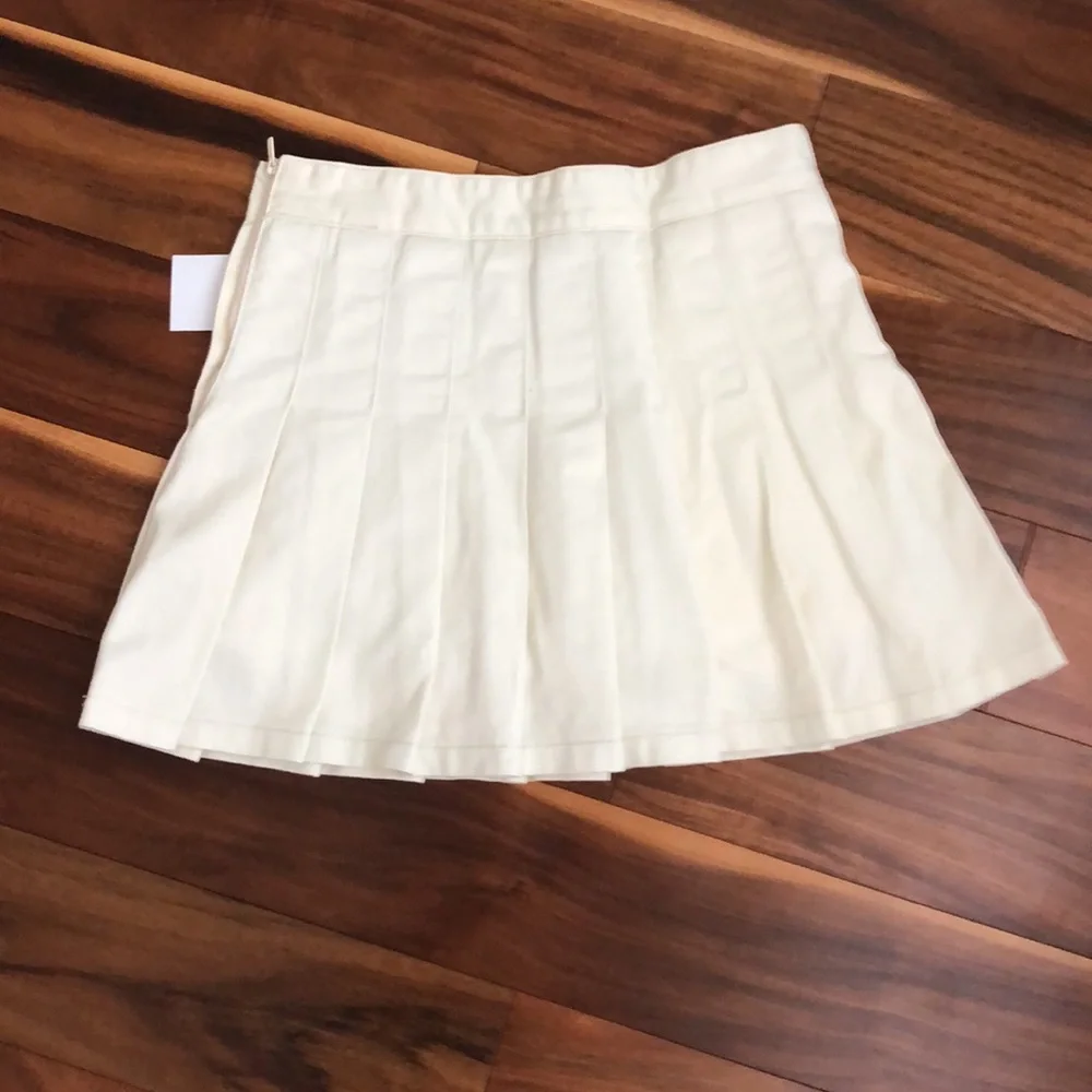 BRANDY MELVILLE J GALT IVORY COTTON PLEATED COTTON SKORT SIZE SMALL NEW - Picture 5 of 10